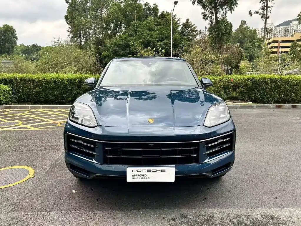 Porsche Cayenne 2025