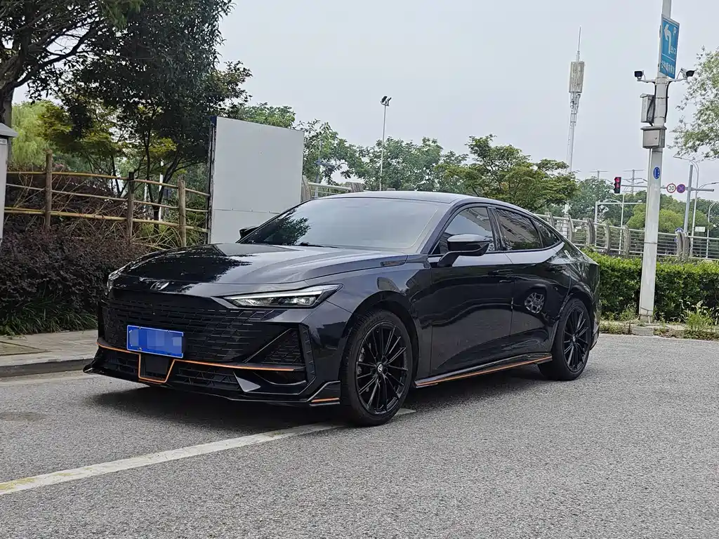 Changan UNI-V 2022