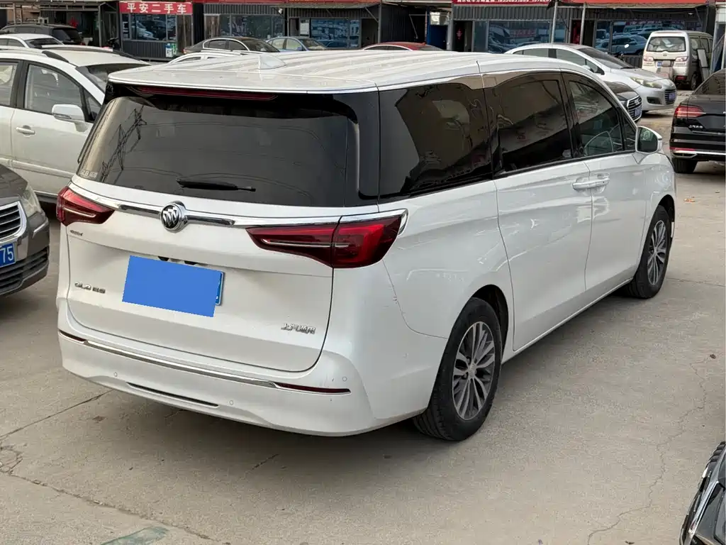 Buick GL8 2021