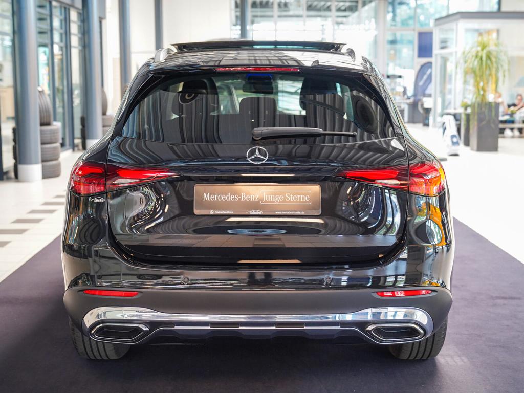 Mercedes-Benz GLC 220 2025