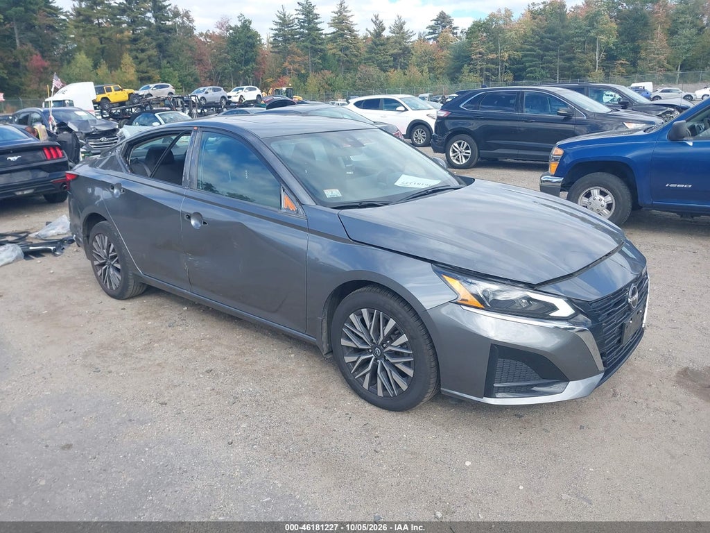 Nissan Altima 2023