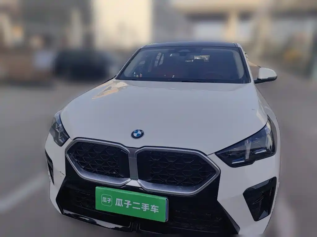 BMW X2 2025