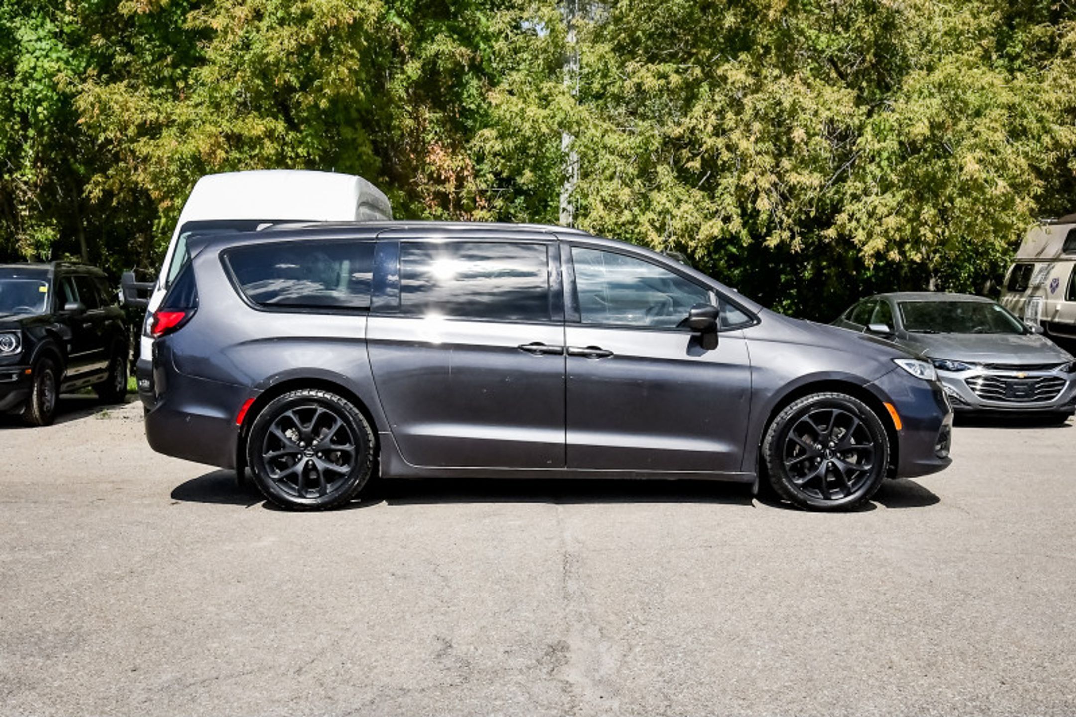 Chrysler Pacifica 2022