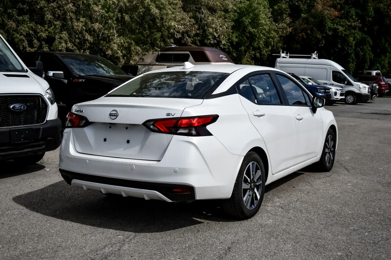 Nissan Versa 2024