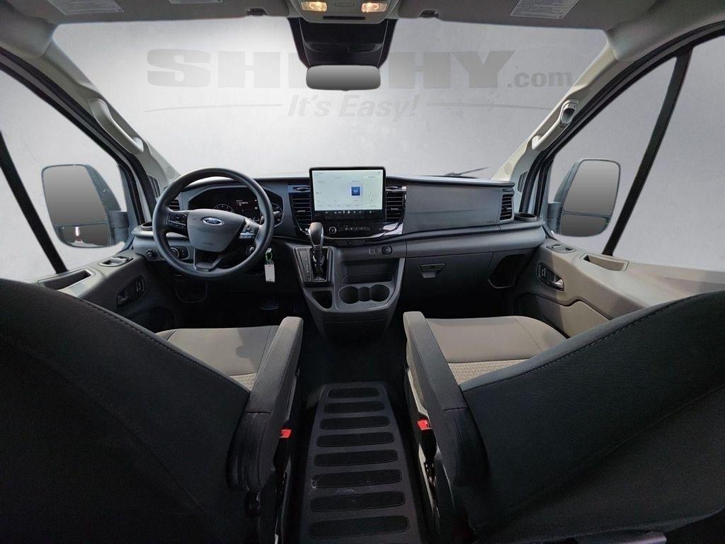 Ford Transit 2024