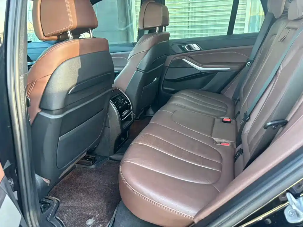 BMW X5 2021