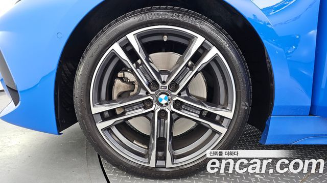 BMW 1 серии 2022