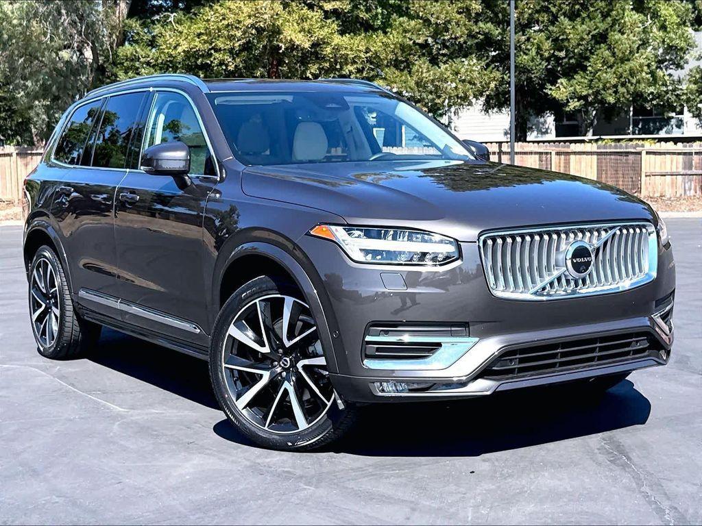 Volvo XC90 2023