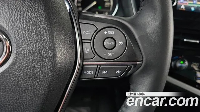 Toyota Camry 2023