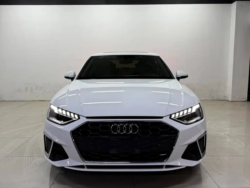 Audi A4 2021