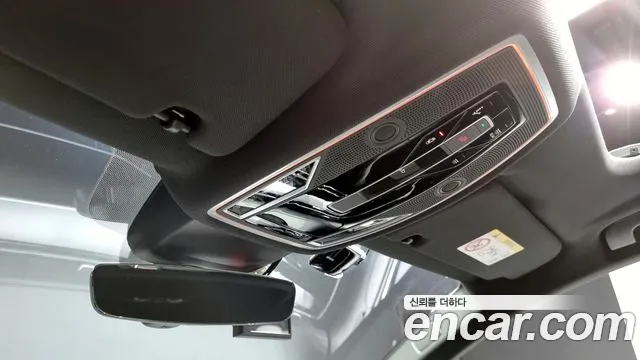 Audi A8 2021