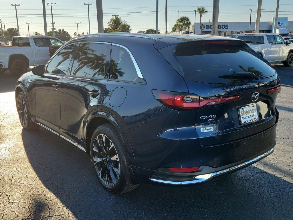Mazda CX-90 2025