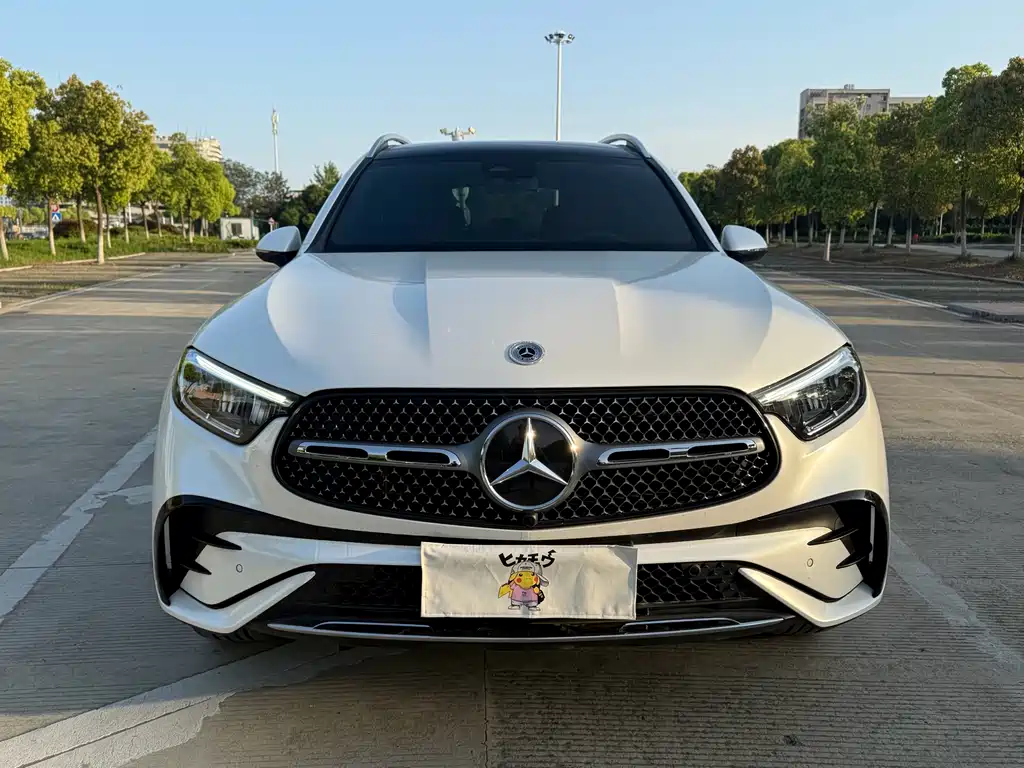 Mercedes-Benz GLC 2023