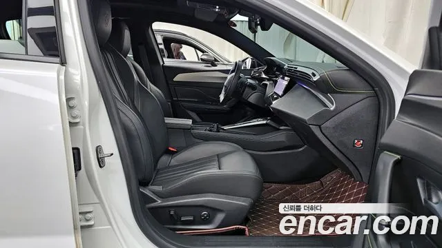 Peugeot 408 2023