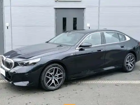 BMW i5 2025