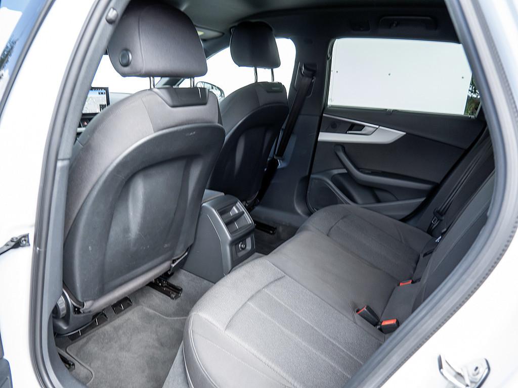 Audi A4 2022
