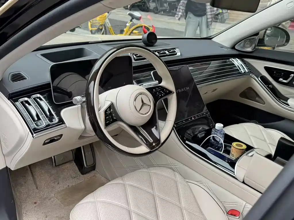 Mercedes-Benz Maybach S-Класс 2023