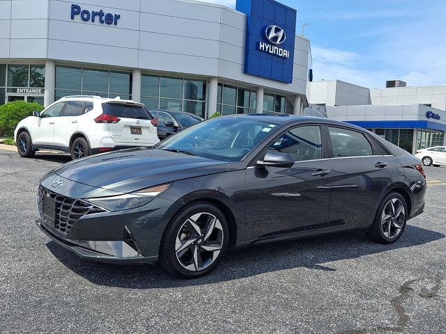 Hyundai Elantra 2022