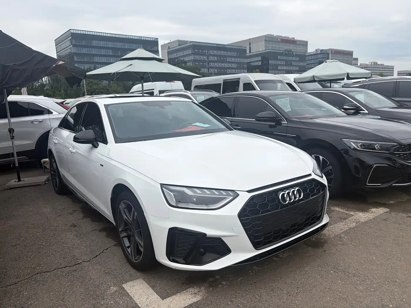 Audi A4 2023