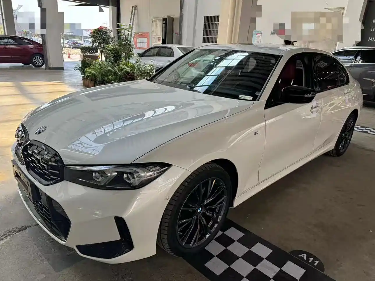 BMW 3 серии 2023