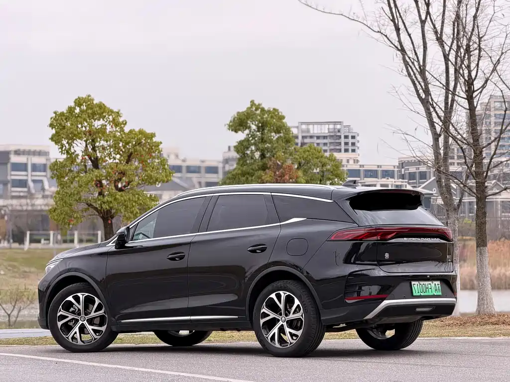 BYD Tang 2025