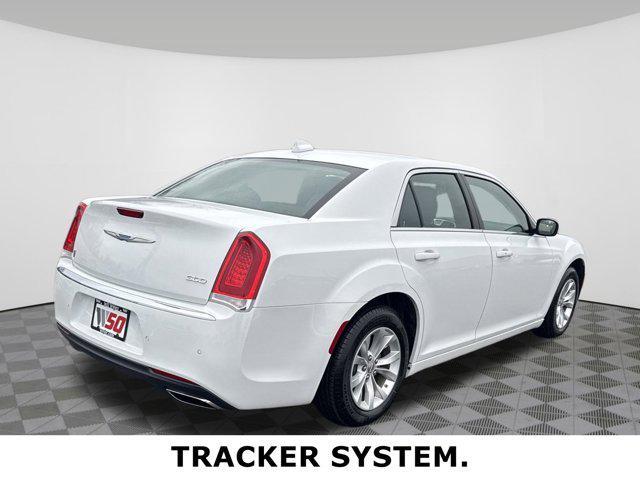 Chrysler 300 2023