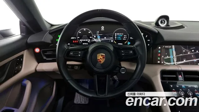 Porsche Taycan 2021