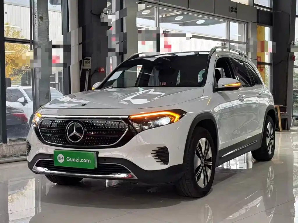 Mercedes-Benz EQB 2023
