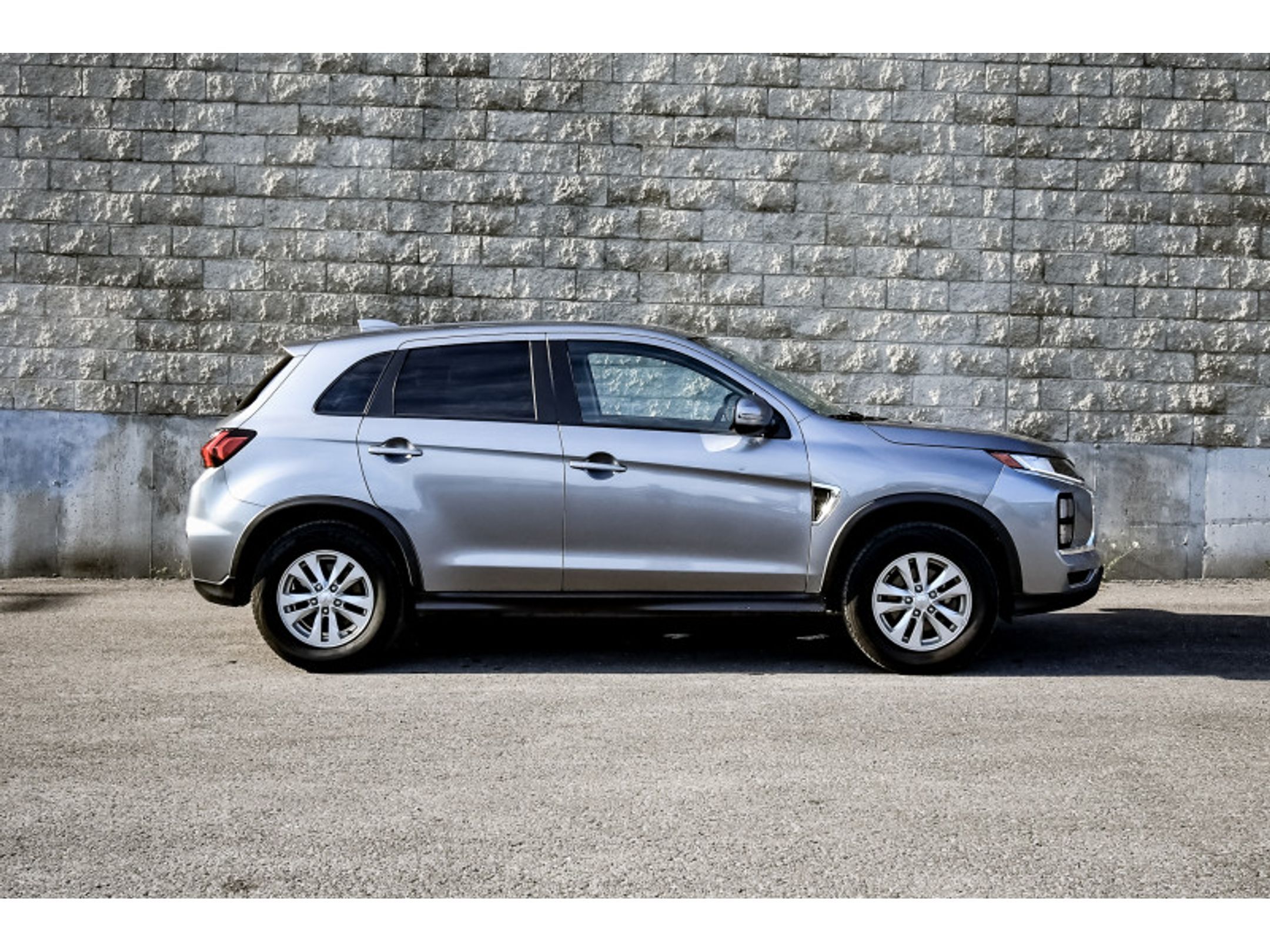 Mitsubishi RVR 2023