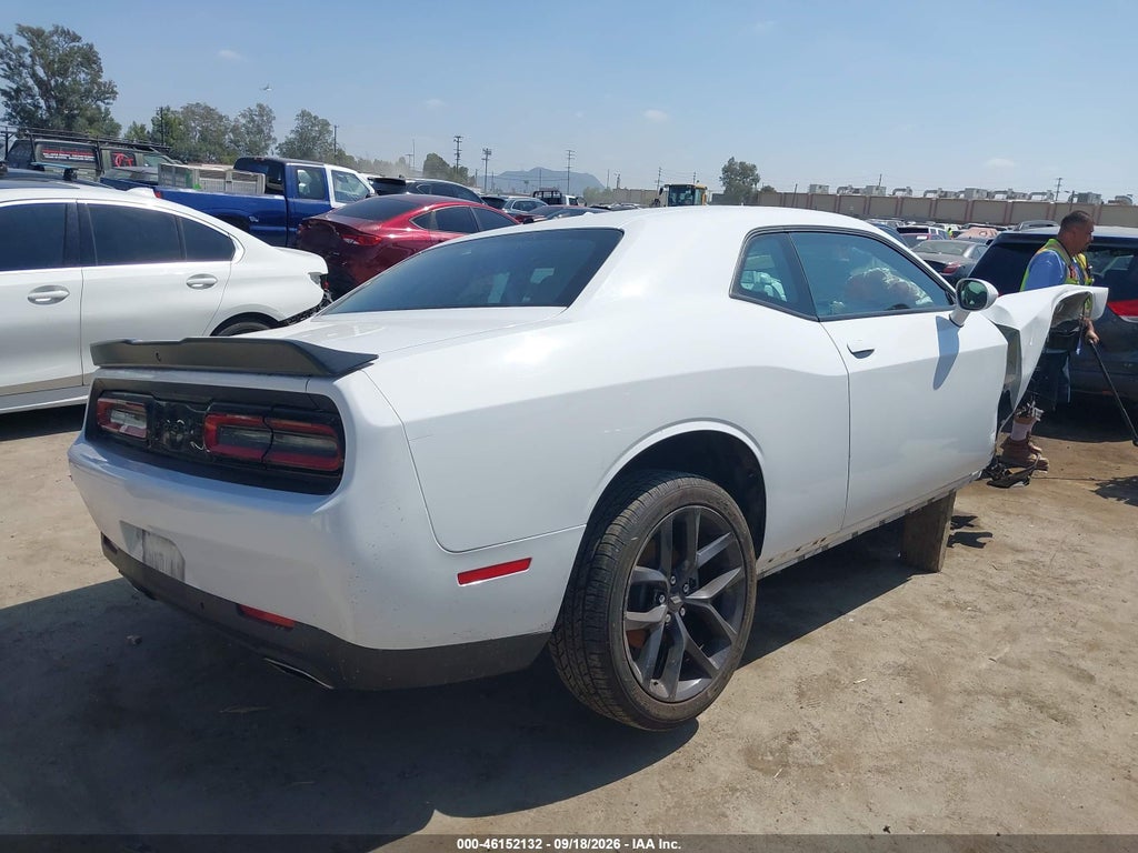 Dodge Challenger 2023