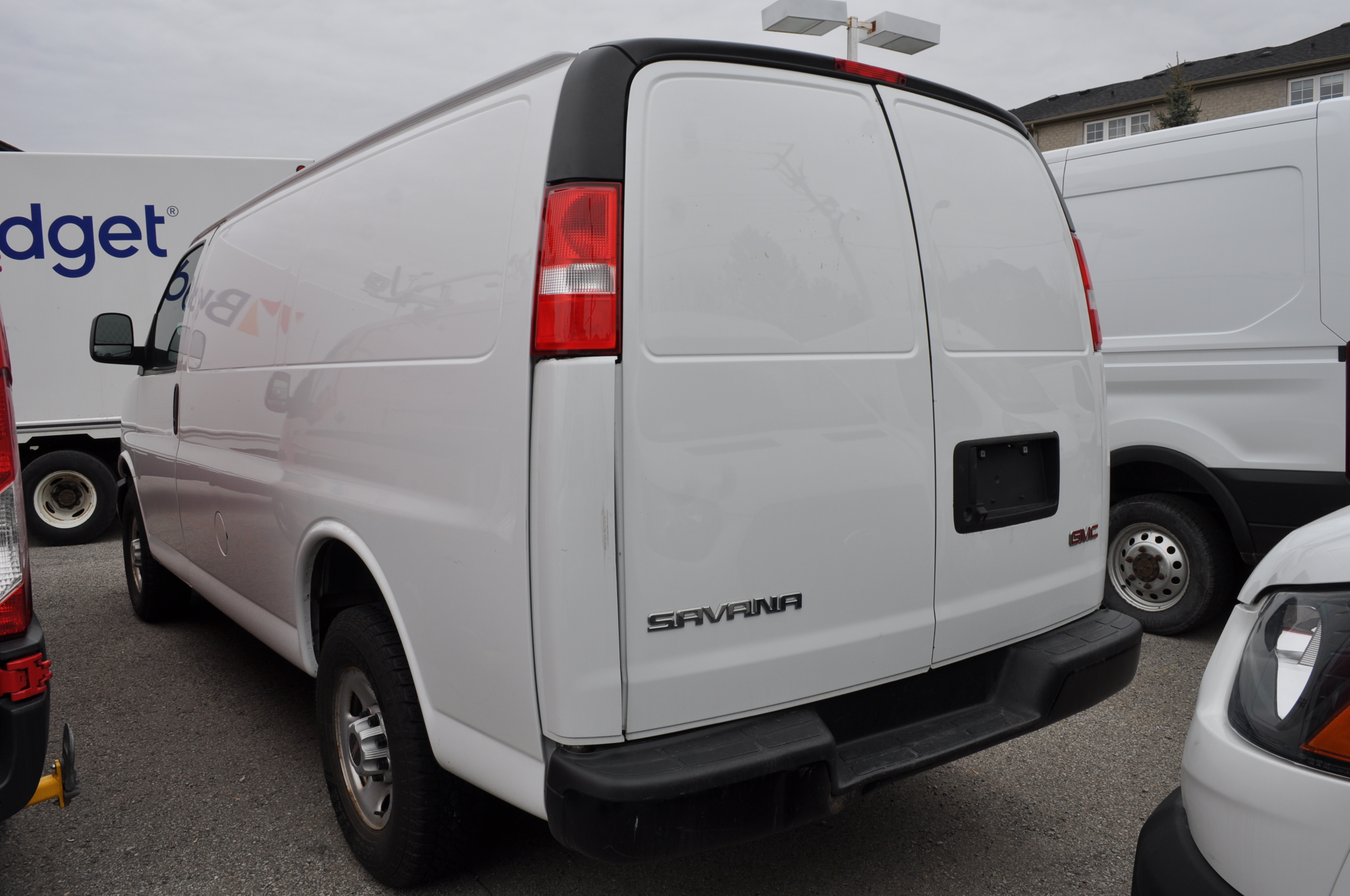GMC Savana 2021