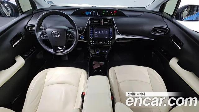 Toyota Prius 2021