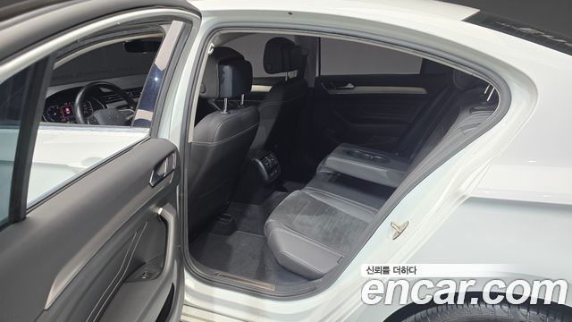 Volkswagen Passat 2021