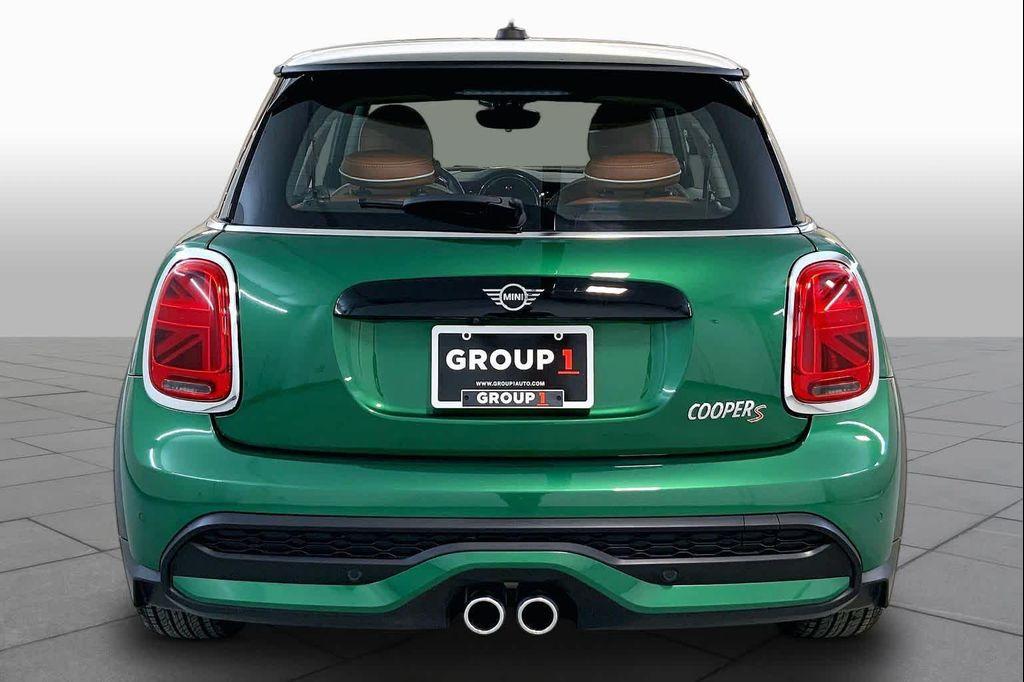 Mini Hardtop 2024