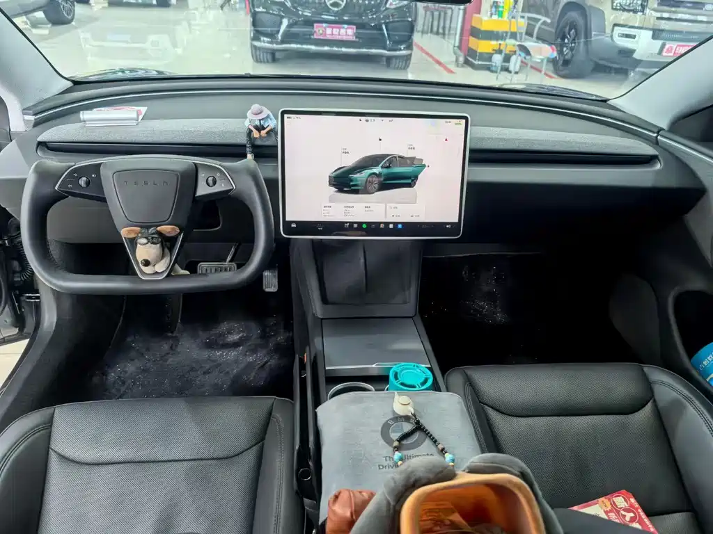 Tesla Model 3 2024
