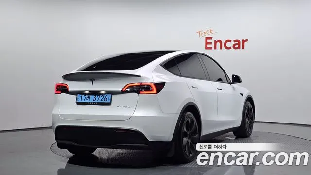 Tesla Model Y 2022