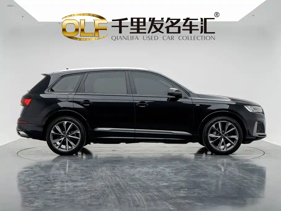 Audi Q7 2021
