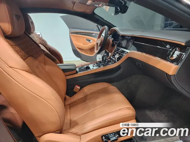 Bentley Continental 2022