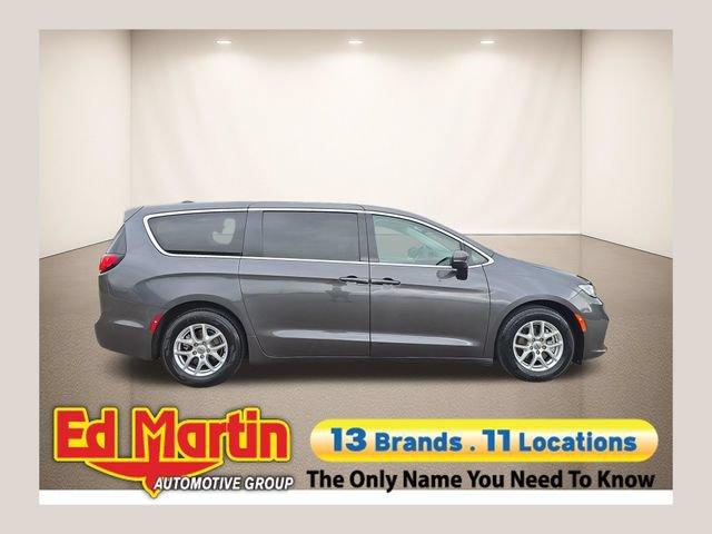 Chrysler Pacifica 2023