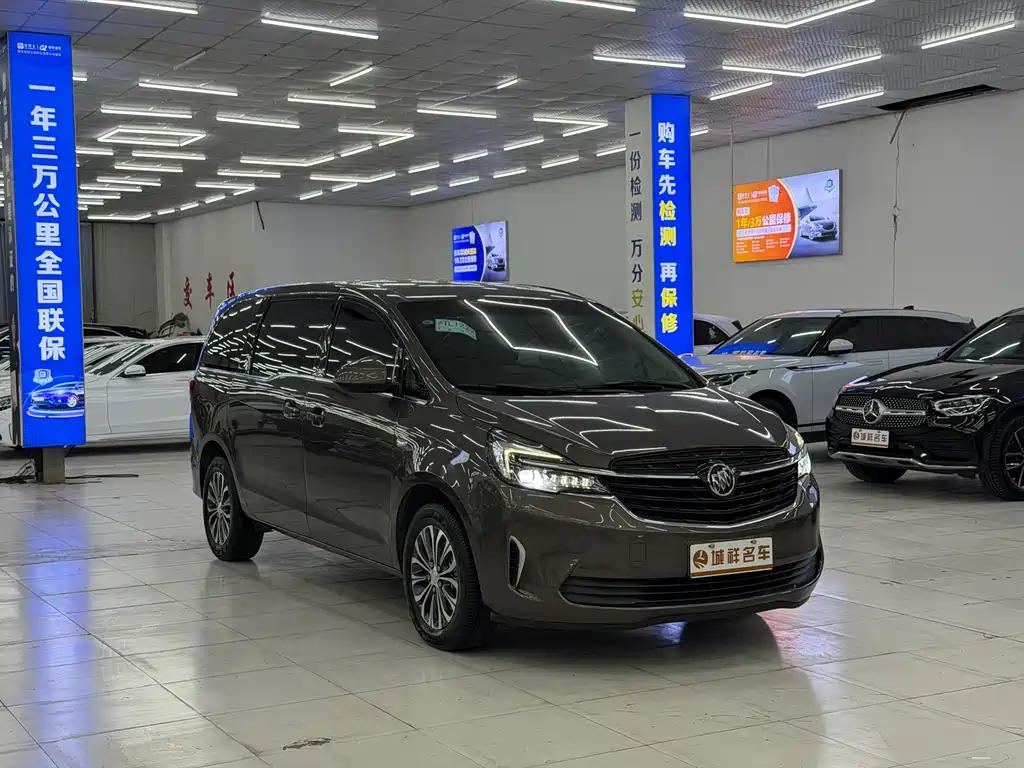 Buick GL8 2021