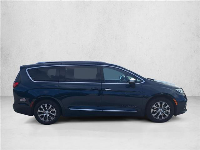 Chrysler Pacifica 2023