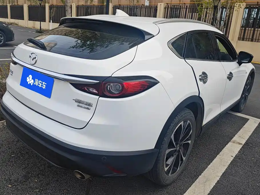 Mazda CX-4 2022