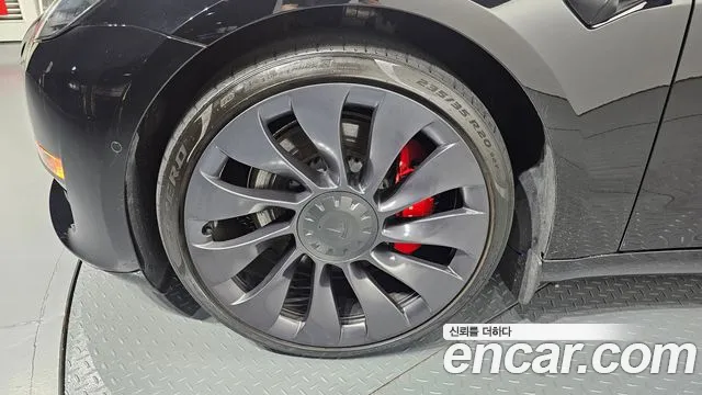Tesla Model 3 2021