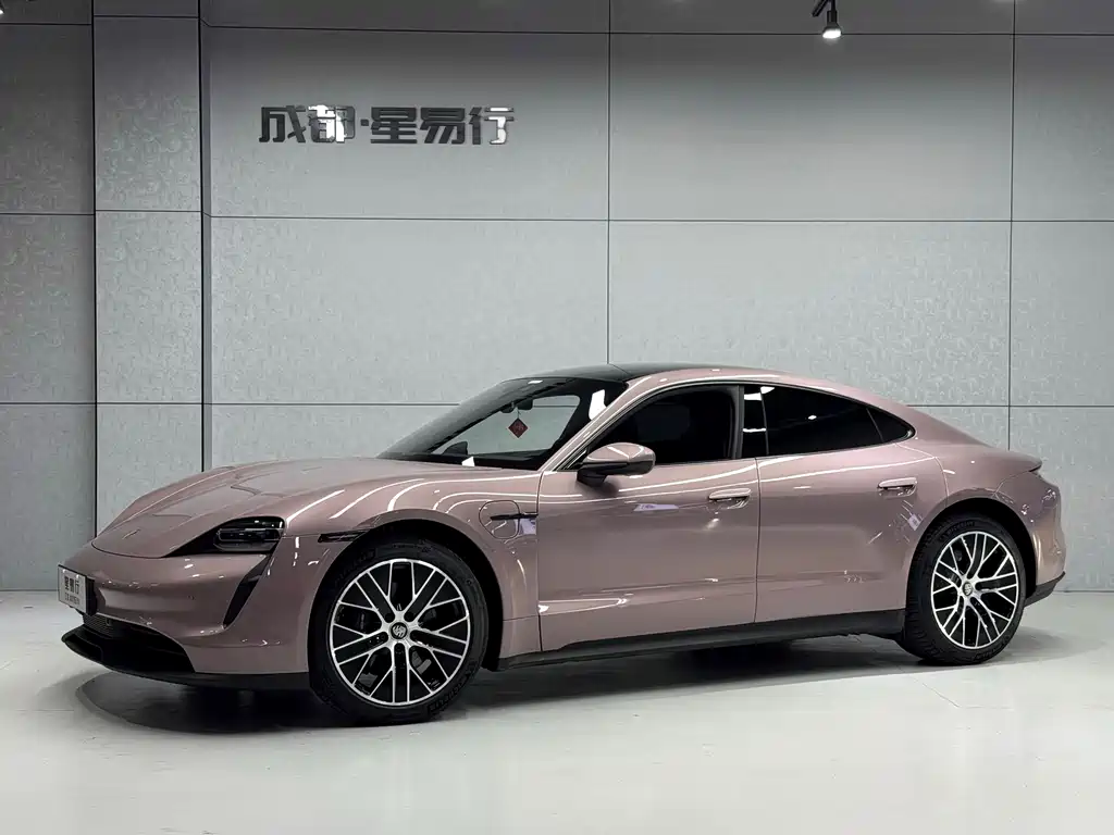 Porsche Taycan 2023