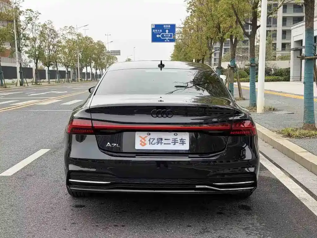 Audi A7 2024