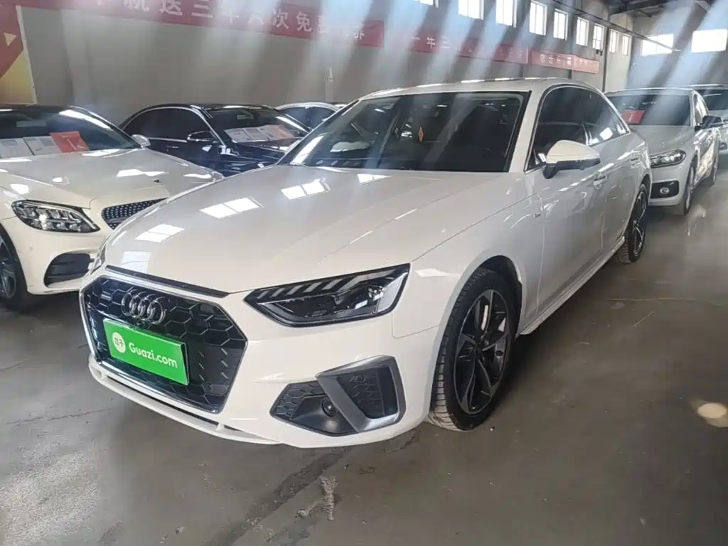 Audi A4 2024