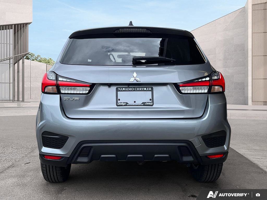 Mitsubishi RVR 2023