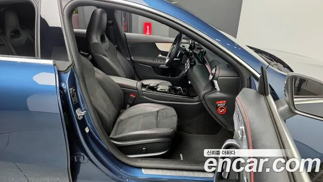 Mercedes-Benz CLA 2023