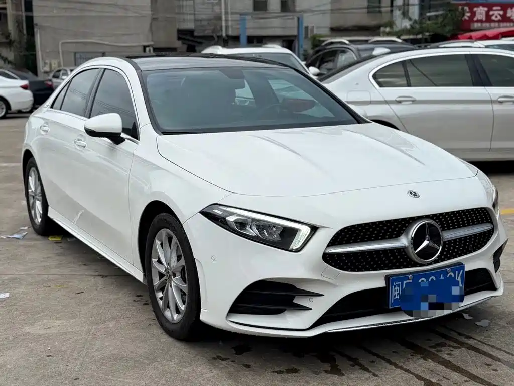 Mercedes-Benz A-Класс 2022