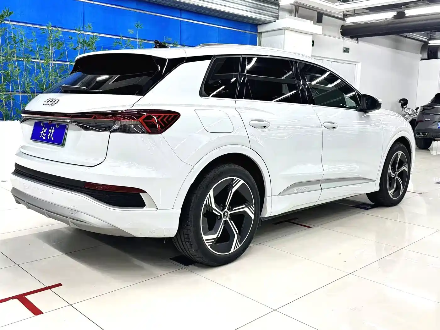 Audi Q4 e-tron 2025